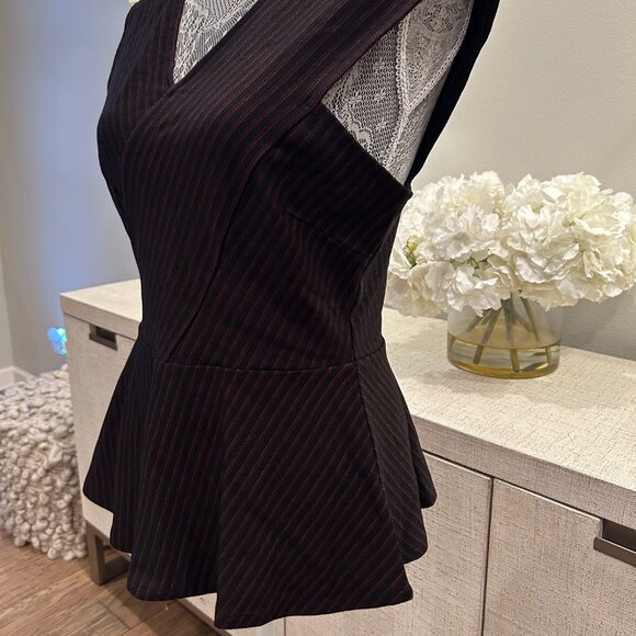 BCBGMaxazria Chic blouse with black and red stripes. Flattering V-neck design. F - Picture 2 of 8